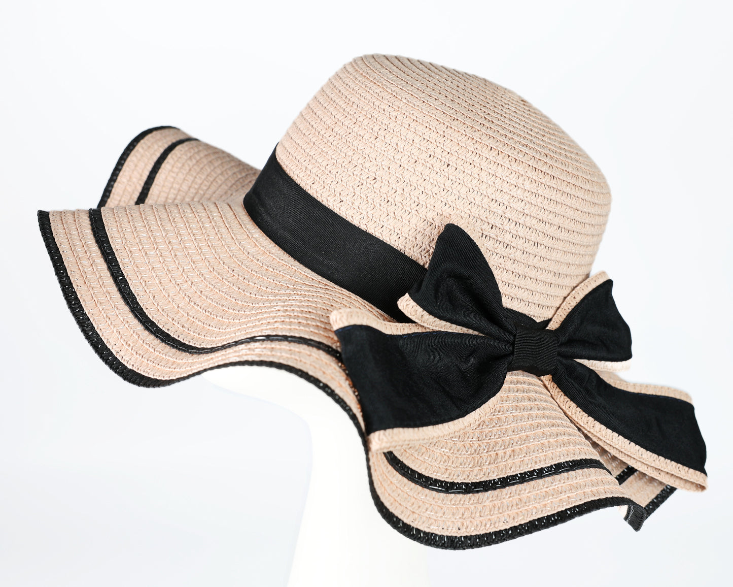 SCALLOPED FLOPPY STRAW HAT with BOW