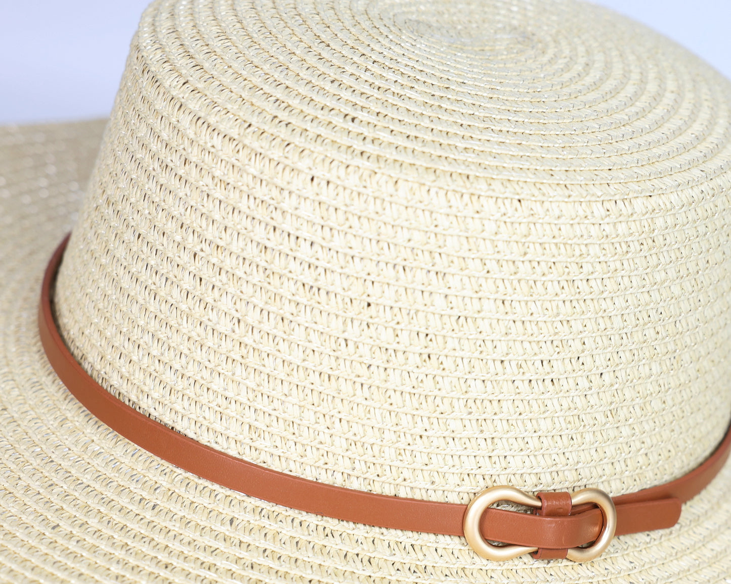 Faux Leather Band Straw Hat