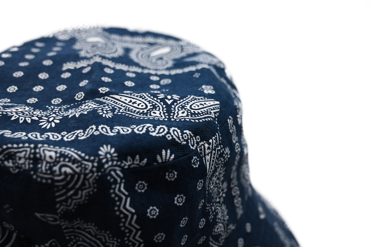 UNISEX PRINTED CHAMBRAY BUCKET HAT