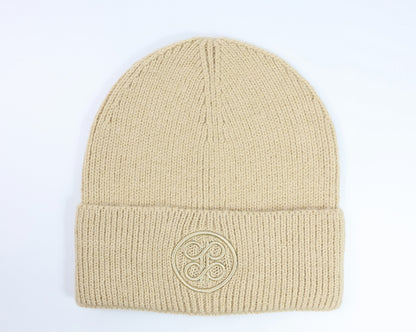 UNISEX AB LOGO CABLE KNIT BEANIE