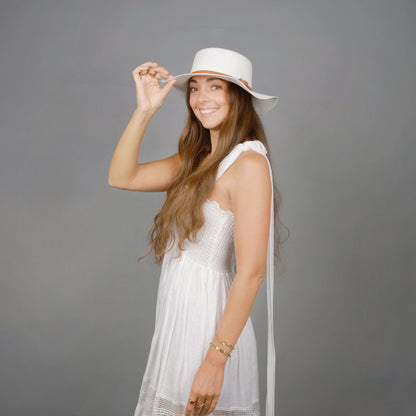 Faux Leather Band Straw Hat