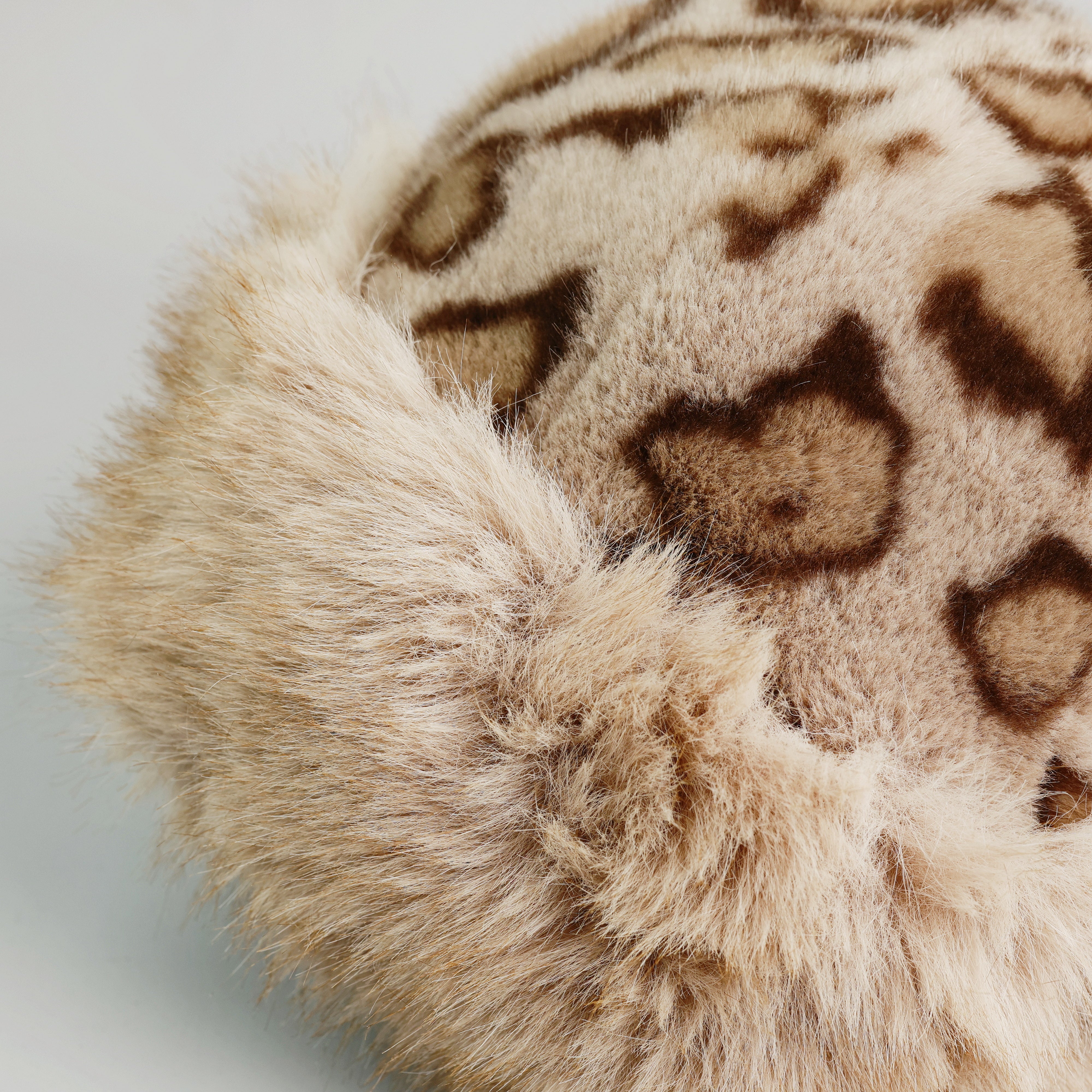 Faux Fur Leopard Bucket Hat – ArcticBarrier