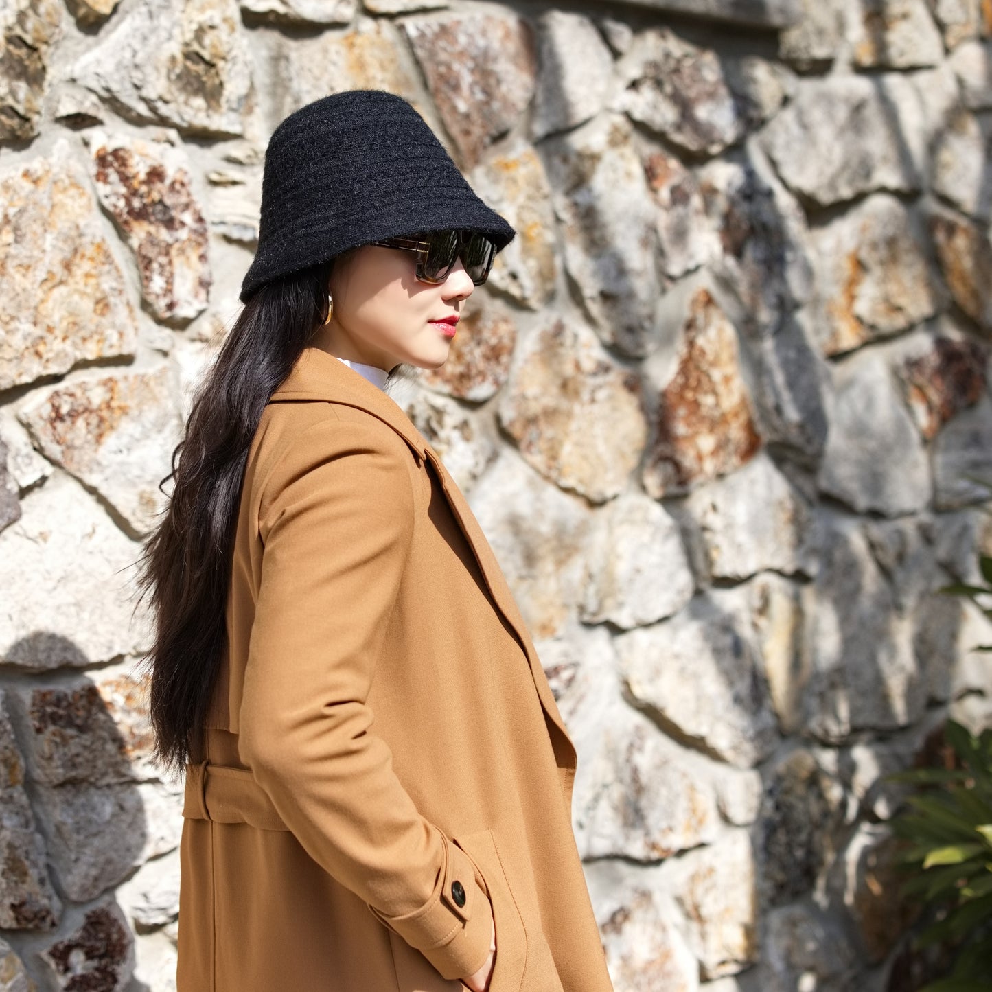 Knit Versatile Black Bucket Hat